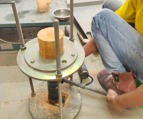 Dry Density & Moisture Content of Soils